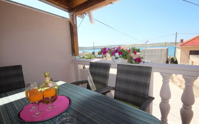 Apartment Rustica With 2 Bedrooms