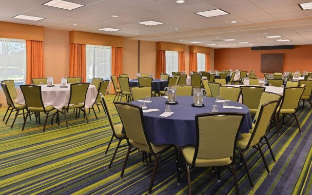 Fairfield Inn & Suites by Marriott Denver Aurora / Parker