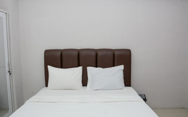 Simple And Nice Studio At Green Pramuka City Apartment