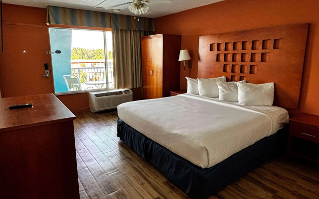 Ramada by Wyndham Hotel & Water Park
