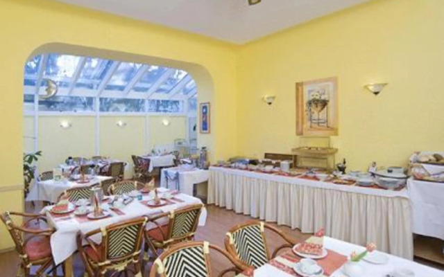 Hotel Arabella