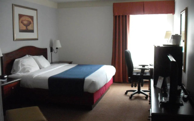 Holiday Inn Express Erwin I-181/i-26