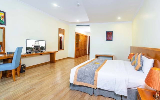 Hoang Son Peace Hotel – Guest Rooms – Hoa Lu
