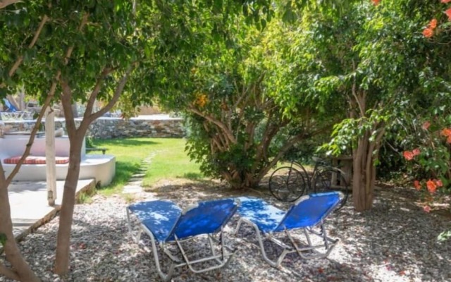 Cozy 2-bedroom House in Tinos