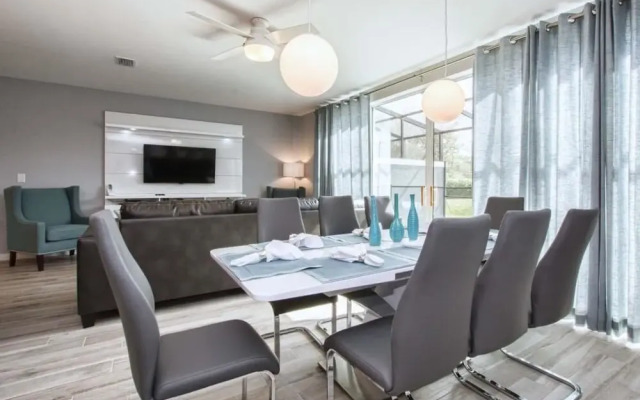 1203lr Beautiful Townhome Close TO Disney