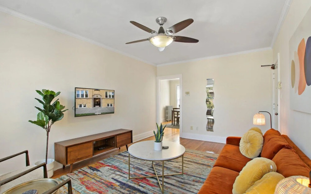 Ideal 1BR Apt - Cullom C2