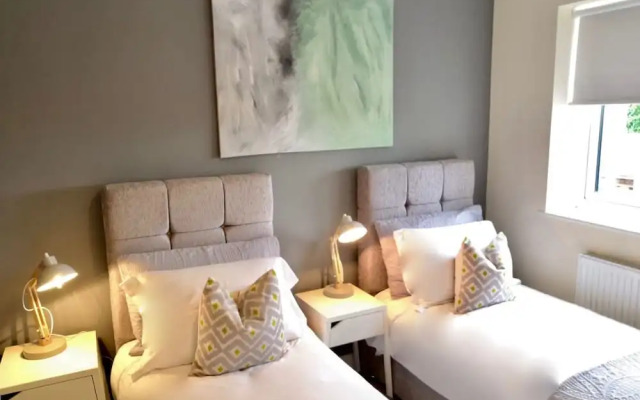 Razia Apartments