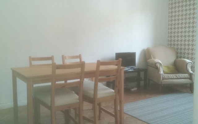 Boomerang Serviced Apartment's