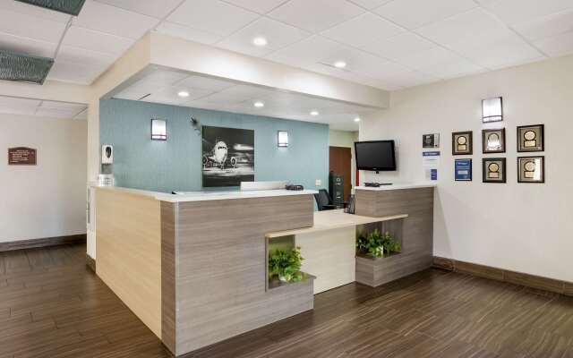 Best Western Plus Springfield Airport Inn