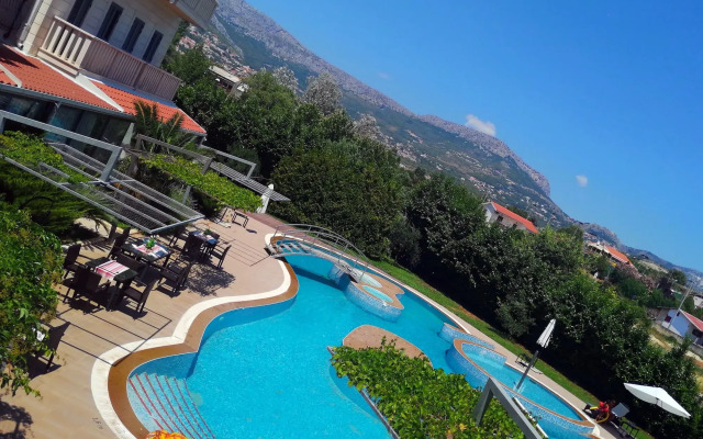 Hotel President Solin