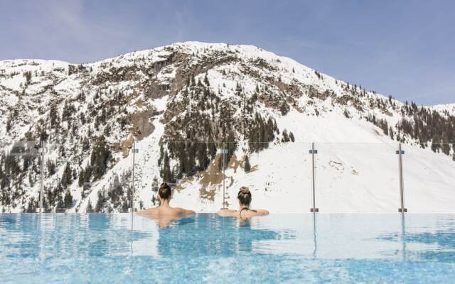 AlpenParks Hotel & Apartment Arlberg Warth