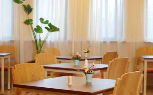 Home Inn Nanning Mingxiu You'ai Road