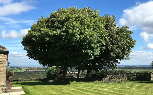 Windy Bank Hall - Holiday Home