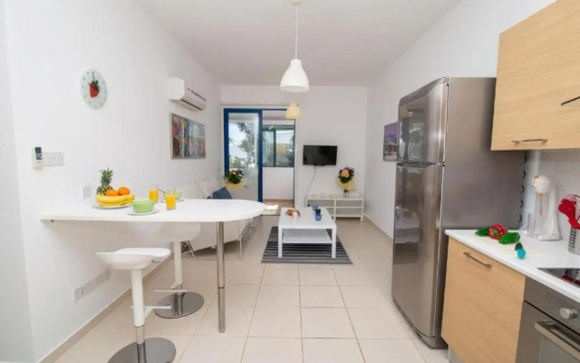"The Good Times" Apartment