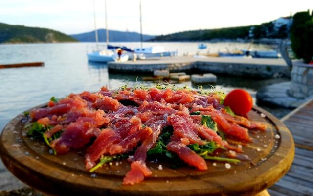 Sweet Village Hotel By The Sea