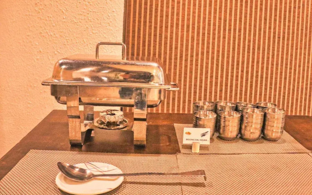 Hotel Clarks Collection Bhavnagar