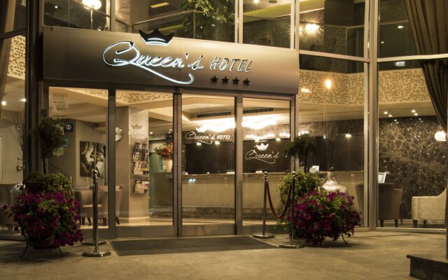 Queen's Hotel