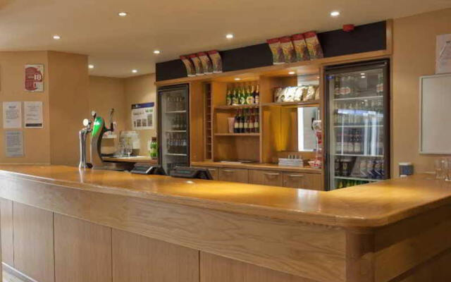 Travelodge Gatwick Airport Hotel