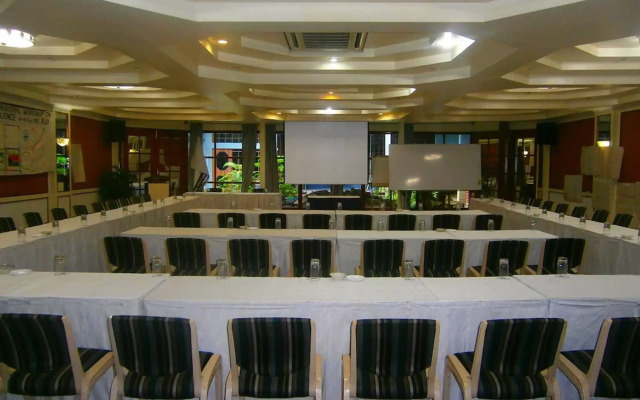 Southern Cross Hotel Fiji