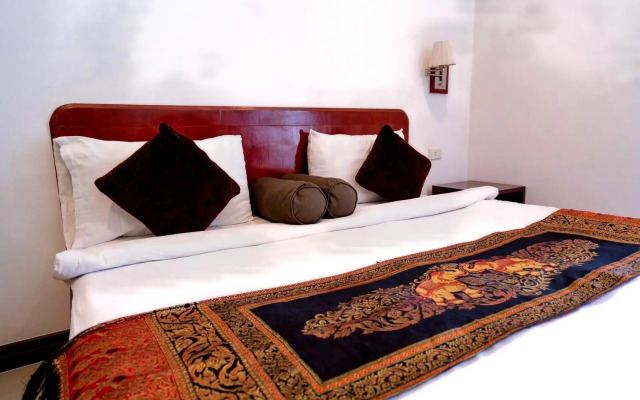 Phanthipha Residence (SHA Extra Plus)
