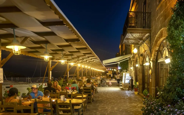 Assos Nazlihan Hotel