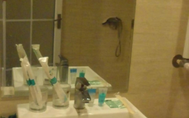 Le 8 Holiday Hotel (Zhengzhou Erqi Wanda Plaza)