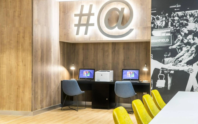Courtyard by Marriott Edinburgh West