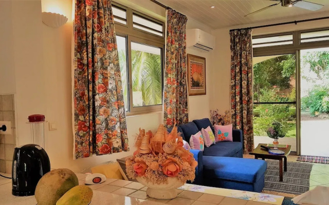 Huahine - Tipanier House