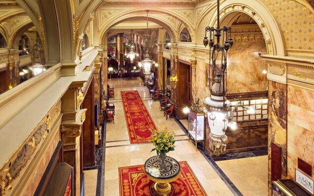 Hotel Metropole