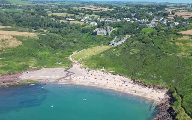 Sea Glass - 2 Bedroom Apartment - Manorbier