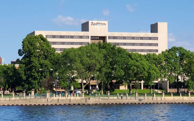 Radisson Hotel La Crosse