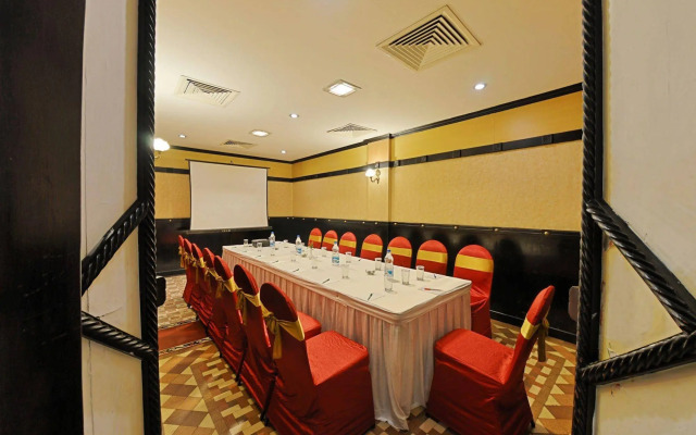 AMS Raj Palace Sundar