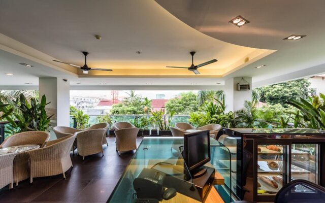 Syphon Hotel & Apartment