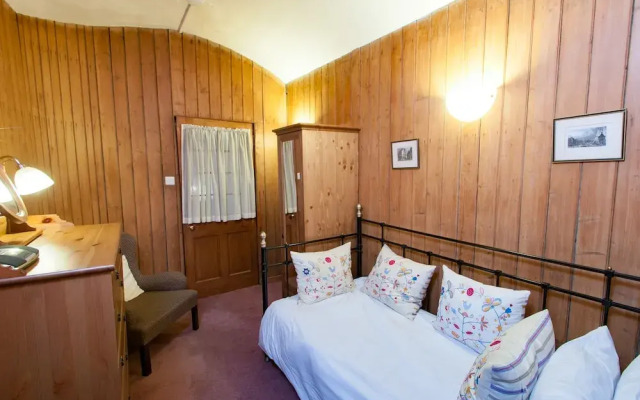Royal Mile Apartments