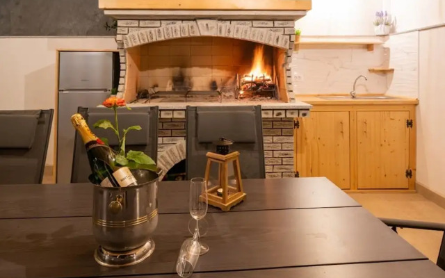 Lux 3 - Heated Pool - A6