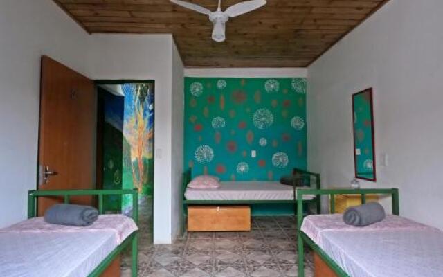 Casa Do Guardiao Hostel