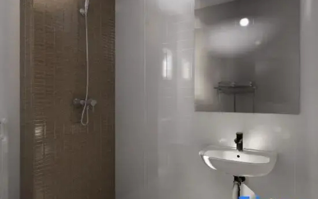 Abundant Eco Hostel Phuket