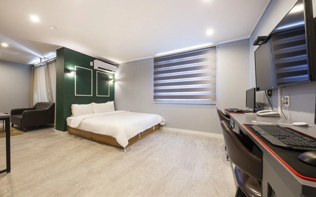 Wonju Hotel V
