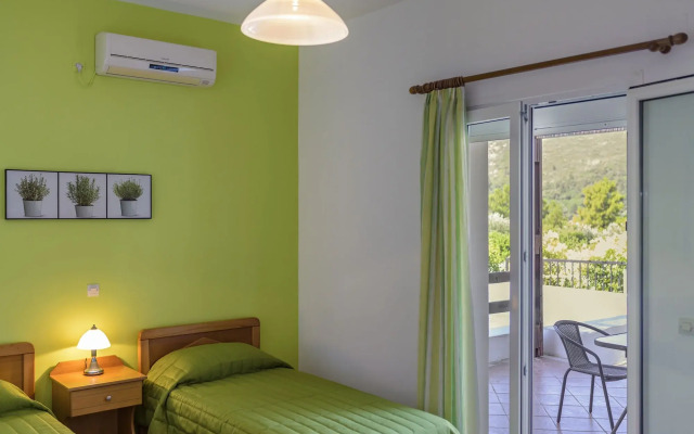Mouzakis Villas