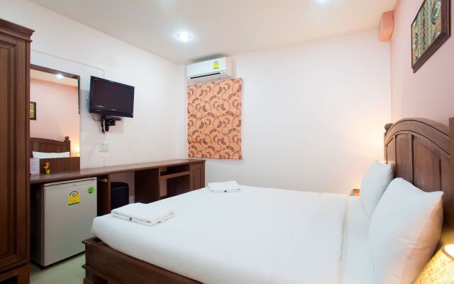 Baan Sutra Guesthouse