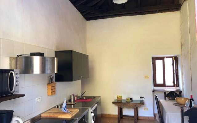 House With one Bedroom in Garachico, With Wonderful Mountain View, Terrace and Wifi