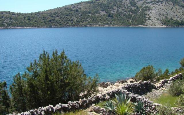 Holiday home Isolated Paradise