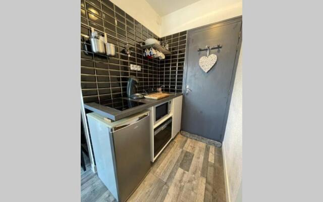 Studio neuf St Lary 10 min à pied