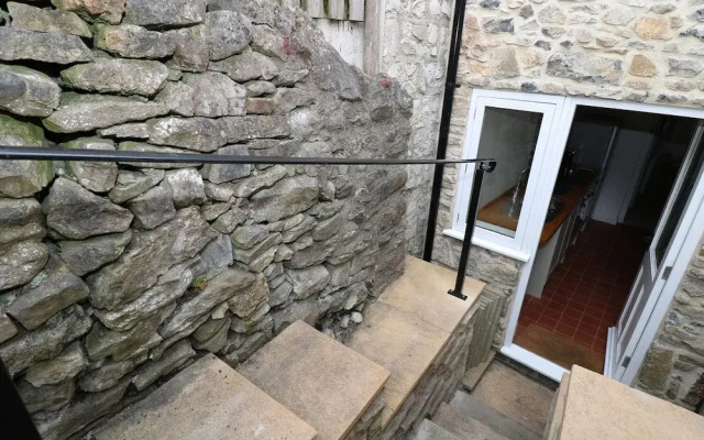 Gritstone Cottage