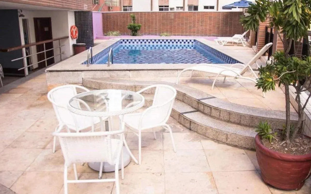Completo em Hotel Localização Perfeita