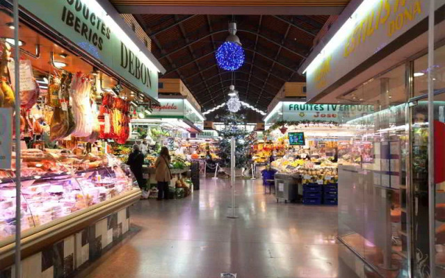 Apbcn Center Terraced|Apbcn Center Terraced