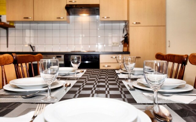 Spacious Holiday Home In Richelle with Private Terrace