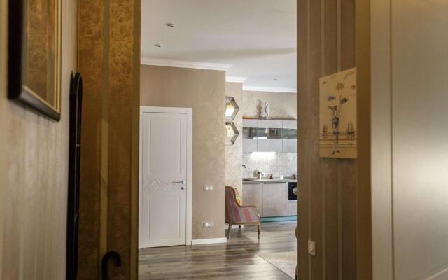 Апартаменты на проспекте Английский 24К