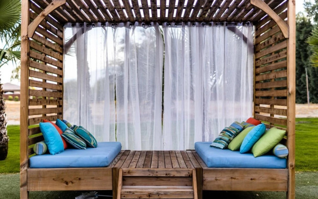 Zenda Villa