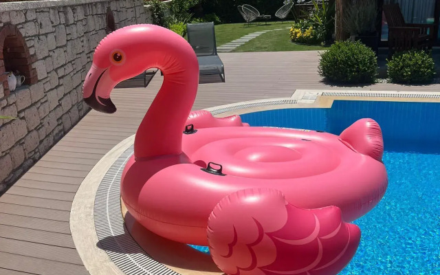 Pupa Alacati Butik Otel